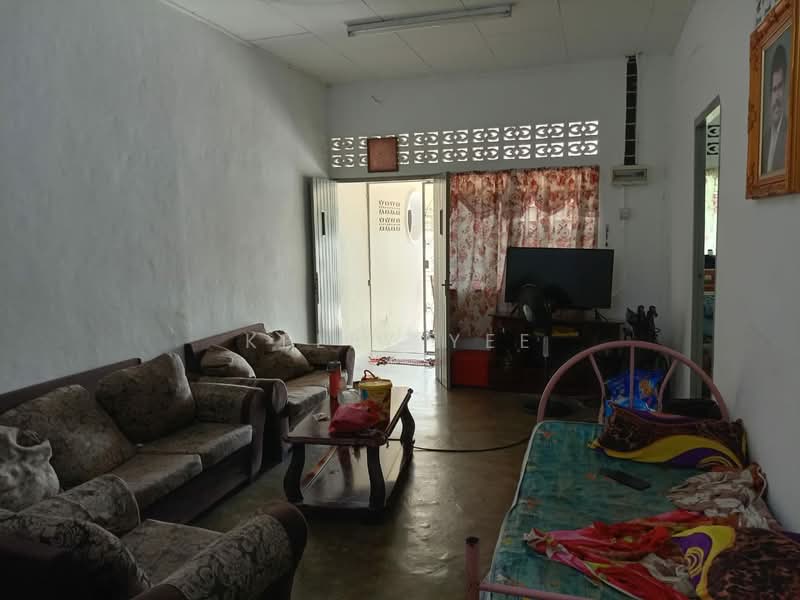 Semi-Detached House for Sale in Kulim (Kedah) - Kelly Yee - Living Room - PropertyGuru.com.my