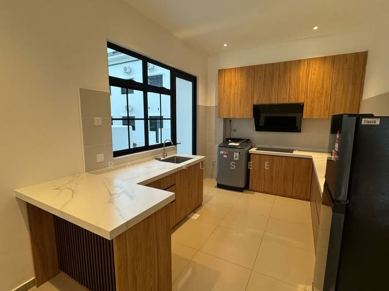 Rumah Teres 2 Tingkat untuk Disewa di Iskandar Puteri (Nusajaya) (Johor) - Rachel See - Kitchen - PropertyGuru.com.my