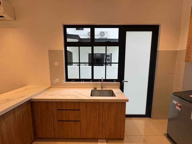 Rumah Teres 2 Tingkat untuk Disewa di Iskandar Puteri (Nusajaya) (Johor) - Rachel See - Kitchen - PropertyGuru.com.my