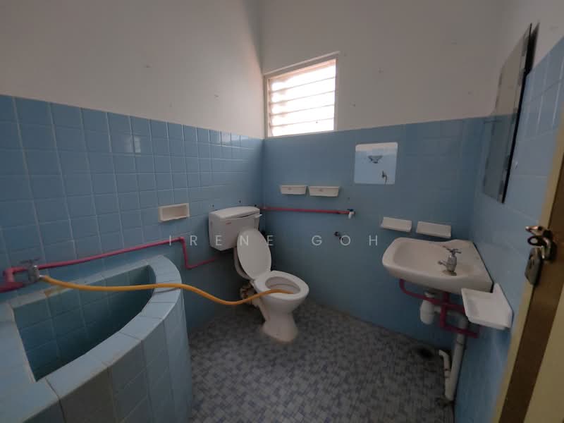 Rumah Berkembar untuk Dijual di Gelugor (Penang) - Irene Goh - Bathroom - PropertyGuru.com.my