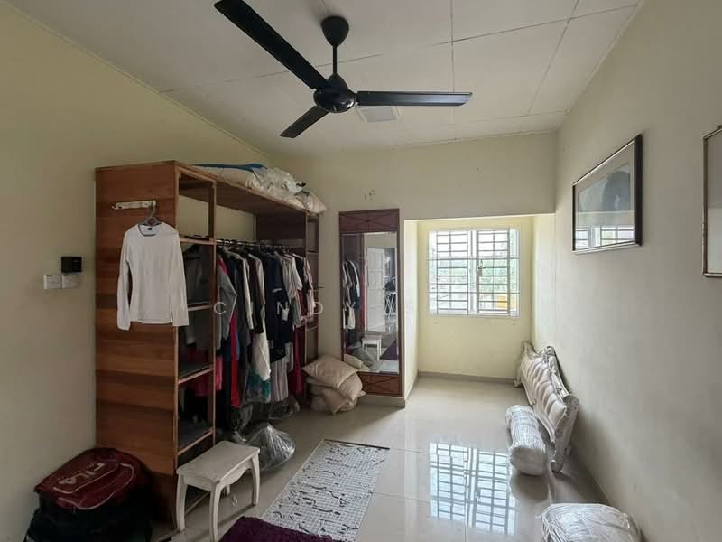 Rumah Teres 2 Tingkat untuk Dijual di Taman Megah Ria (Masai) - Cindy Soh - Bedroom - PropertyGuru.com.my