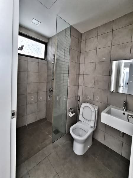 Service Residence for Sale at Setia SKY Residences - Camie Hoo - Bathroom - PropertyGuru.com.my