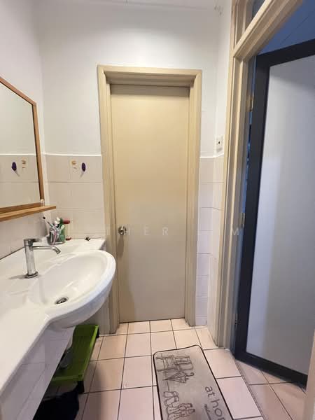 Rumah Teres 2 Tingkat untuk Dijual di Seri Utama Damansara (Kota Damansara) - Esther Lim - Bathroom - PropertyGuru.com.my