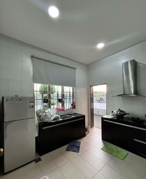 Bungalow for Sale in Permas Jaya (Johor) - Jimmy . - Kitchen - PropertyGuru.com.my
