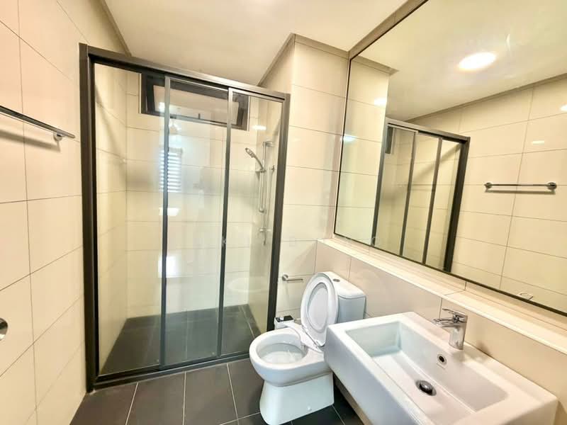 Servis Apartment untuk Disewa di The Tamarind - Yuki Bong - Bathroom - PropertyGuru.com.my
