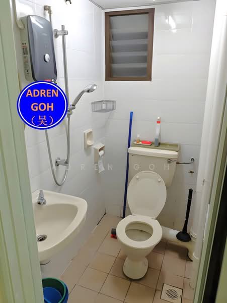 Kondominium untuk Disewa di Taman Desa Relau 2 - Adren Goh - Bathroom - PropertyGuru.com.my