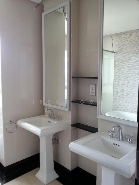 Kondominium untuk Dijual di Quayside Seafront Resort Condominiums - Irene Goh - Bathroom - PropertyGuru.com.my