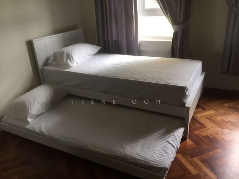 Kondominium untuk Dijual di Quayside Seafront Resort Condominiums - Irene Goh - Bedroom - PropertyGuru.com.my