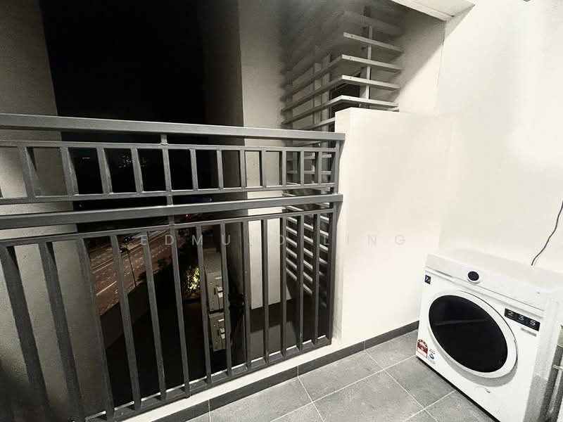 Servis Apartment untuk Disewa di Vista Tiara (MBW Bay) - Edmund Ling - Balcony - PropertyGuru.com.my