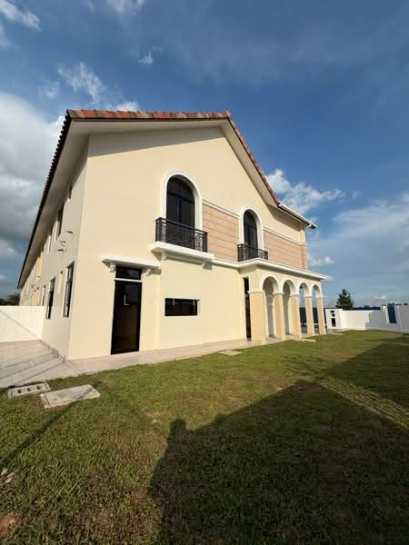 2-storey Terraced House for Sale in Taman Rinting (Masai) - Calvin Yong - PropertyGuru.com.my