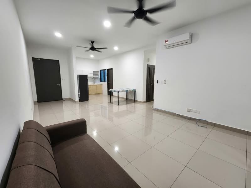 Kondominium untuk Disewa di The Henge - Louis Foong - Living Room - PropertyGuru.com.my