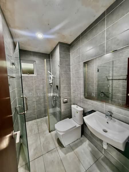 Servis Apartment untuk Disewa di Paragon Residences @ Straits View - Edmund Ling - Bathroom - PropertyGuru.com.my