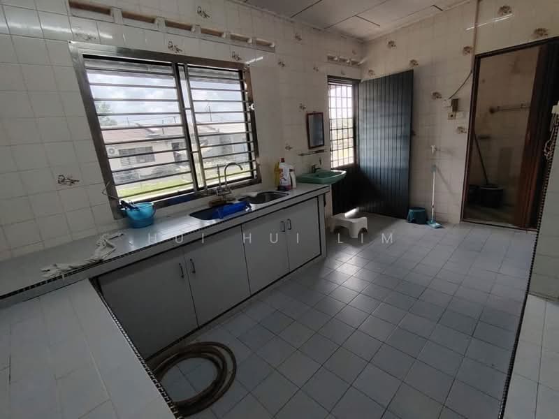 Rumah Teres 1 Tingkat untuk Dijual di Skudai (Johor) - Hui Hui Lim - Kitchen - PropertyGuru.com.my