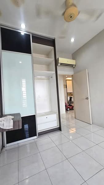 Kondominium untuk Dijual di Carissa Park Condominium - Darren Cham - Bedroom - PropertyGuru.com.my