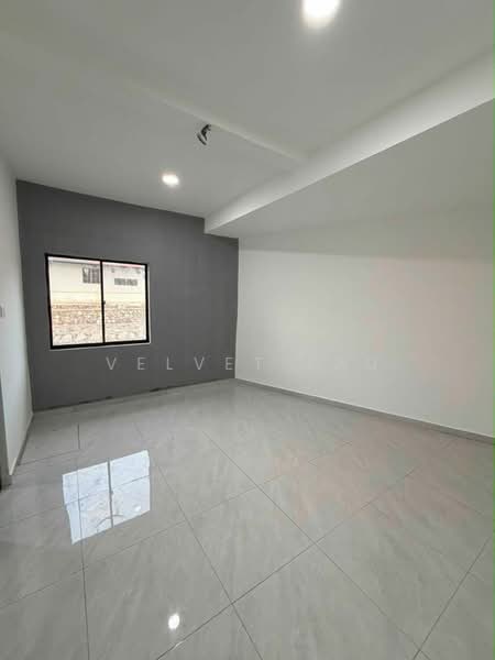 Rumah Teres 1 Tingkat untuk Dijual di Taman Suria (Johor Bahru) - Velvet Lau - PropertyGuru.com.my
