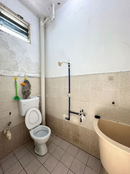 2-storey Terraced House for Sale in Taman Jawi Jaya (Sungai Jawi) - Darren Cham - Bathroom - PropertyGuru.com.my