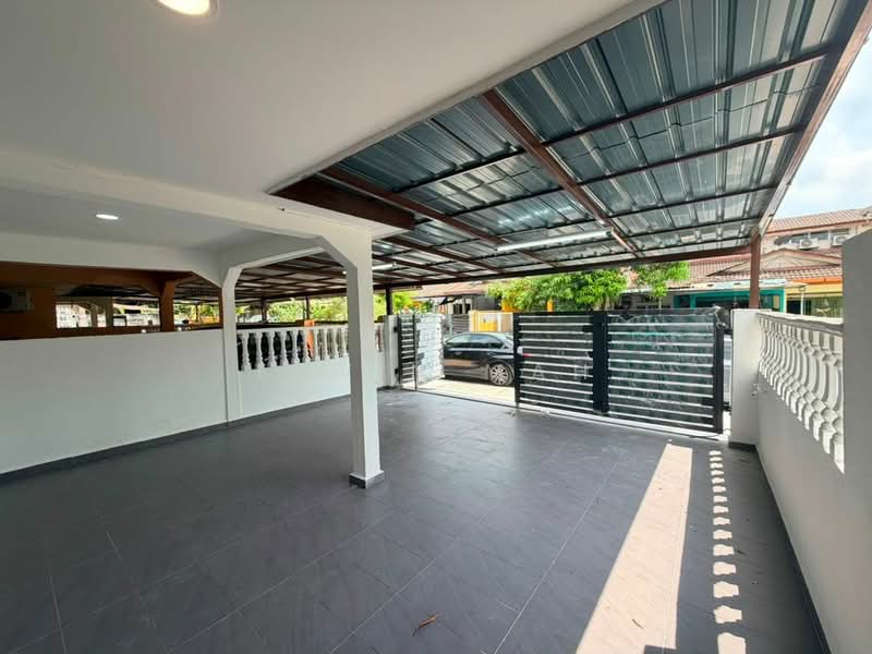Rumah Teres 1 Tingkat untuk Dijual di Taman Velox (Rawang) - Elwin Mah - Exterior - PropertyGuru.com.my