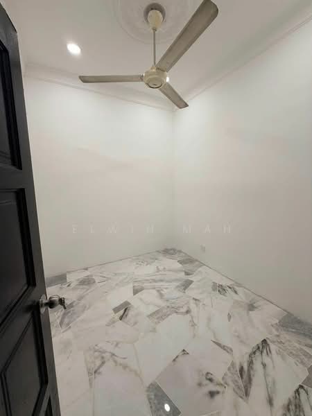 Rumah Teres 1 Tingkat untuk Dijual di Taman Velox (Rawang) - Elwin Mah - Interior - PropertyGuru.com.my