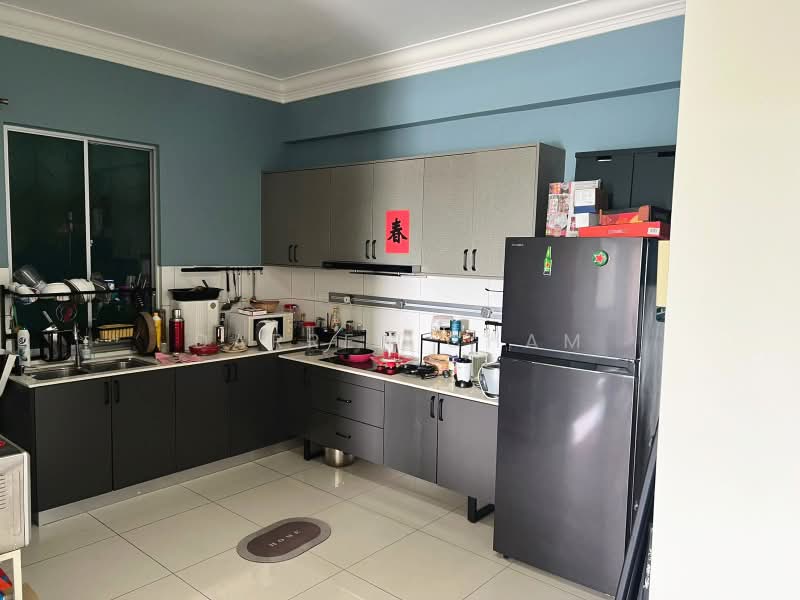 Condominium for Sale at The Navens - Darren Cham - Kitchen - PropertyGuru.com.my