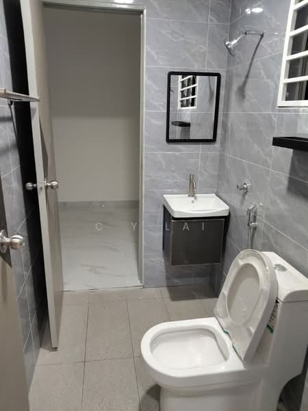 2-storey Terraced House for Rent in Taman Pinggiran Usj (Subang Jaya) - C Y Lai - Bathroom - PropertyGuru.com.my