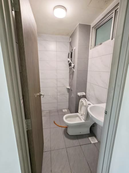 Service Residence for Rent at SKS Habitat - Vinz Ang - Bathroom - PropertyGuru.com.my