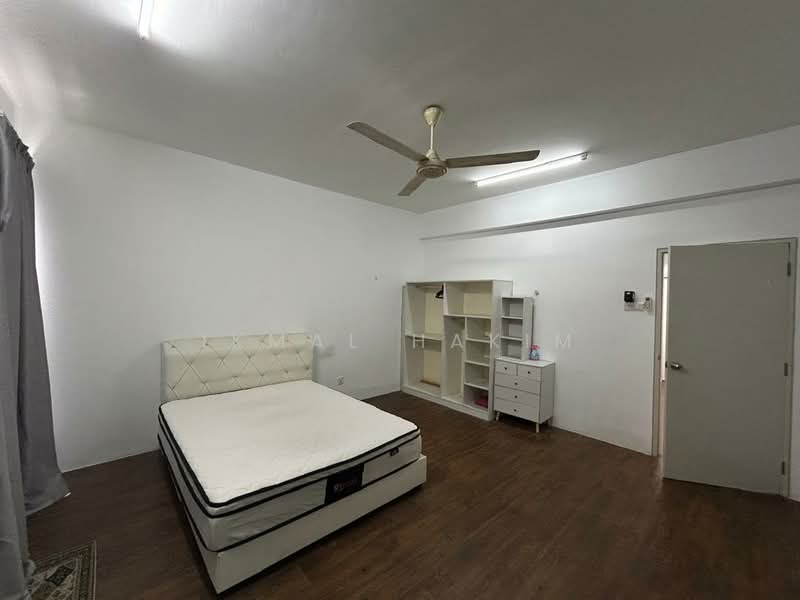 2-storey Terraced House for Rent in Dengkil (Selangor) - Ikmal Hakim - Bedroom - PropertyGuru.com.my