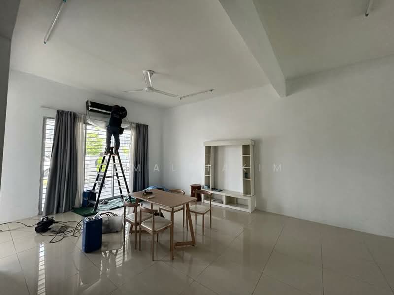 2-storey Terraced House for Rent in Dengkil (Selangor) - Ikmal Hakim - Living Room - PropertyGuru.com.my