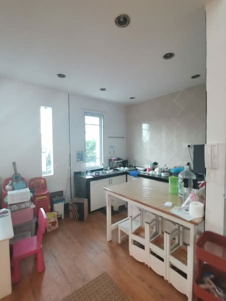 Commercial Semi-D for Rent in Bandar Bukit Tinggi (Klang) - Yuki Chua - Kitchen - PropertyGuru.com.my
