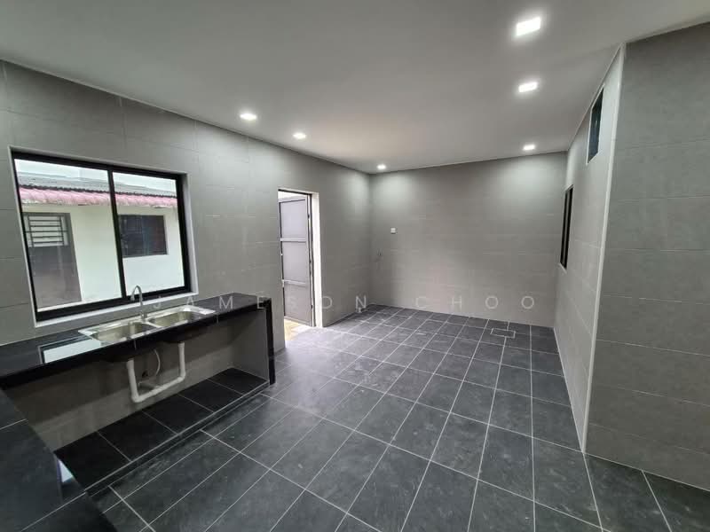 2-storey Terraced House for Sale in Johor Bahru (Johor) - Jameson Choo - Kitchen - PropertyGuru.com.my