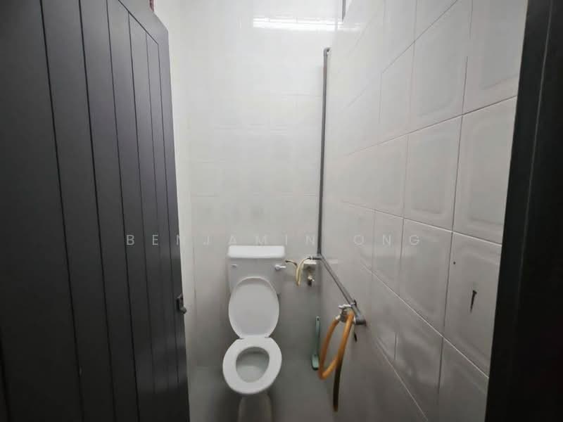 Rumah Teres 1 Tingkat untuk Dijual di Taman Ungku Tun Aminah (Skudai) - Benjamin Ong - Bathroom - PropertyGuru.com.my