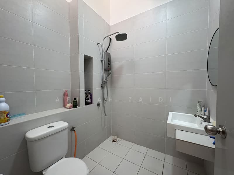 Rumah Teres 2 Tingkat untuk Dijual di Eco Grandeur (Puncak Alam) - Afiqah zaidi - PropertyGuru.com.my