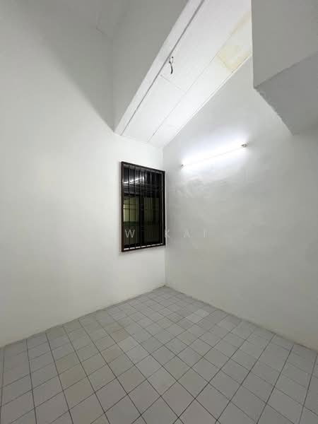 Rumah Teres 1 Tingkat untuk Dijual di Taman Desa Cemerlang (Ulu Tiram) - CW KAI - PropertyGuru.com.my
