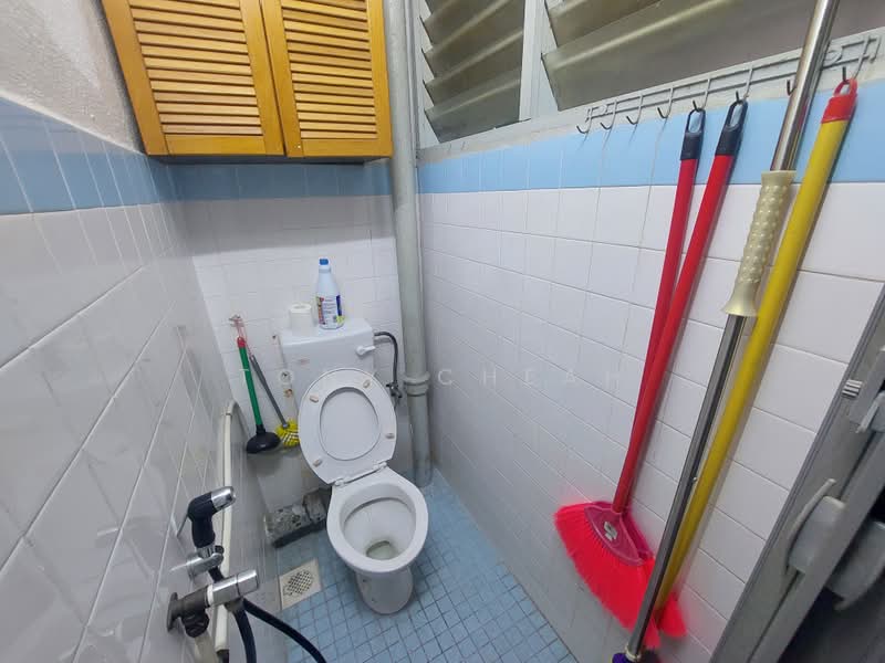 Flat for Sale at Desa Intan - Tony Cheah - Bathroom - PropertyGuru.com.my