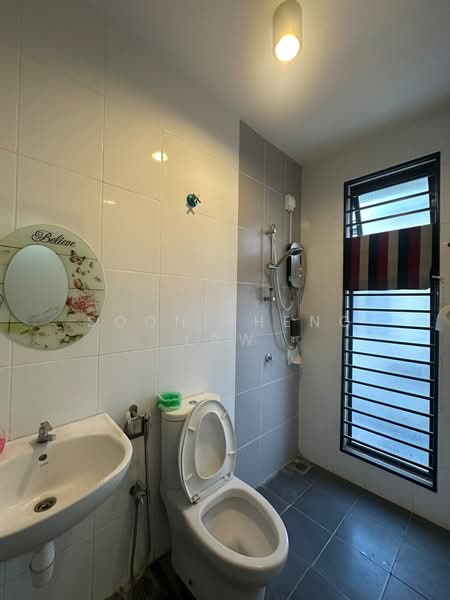 Cluster House for Sale in Hulu Langat (Selangor) - Soon Sheng Law - Bathroom - PropertyGuru.com.my