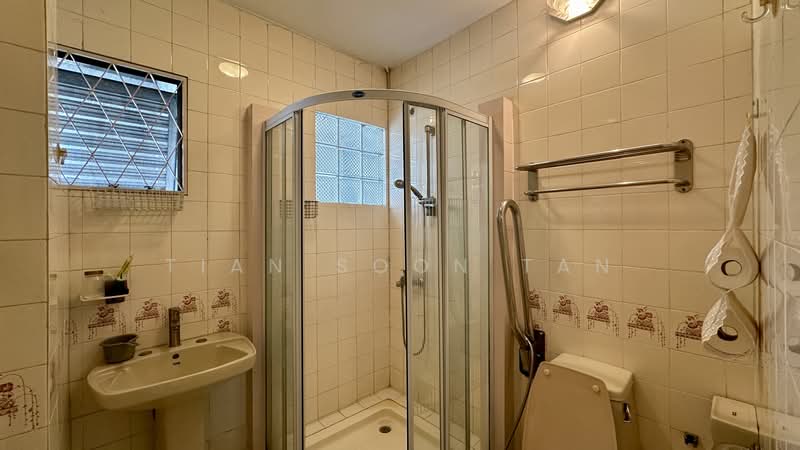 Bungalow for Sale in Bangsar Hill (Bangsar) - Tian Soon Tan - Bathroom - PropertyGuru.com.my