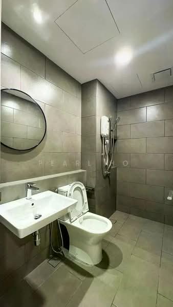 Servis Apartment untuk Disewa di Maya Ara Residences - Pearl Ho - Bathroom - PropertyGuru.com.my