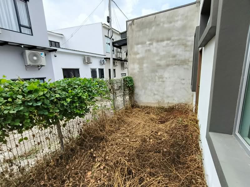 Rumah Teres 2 Tingkat untuk Dijual di Batu Pahat (Johor) - Celine Chai - Exterior - PropertyGuru.com.my