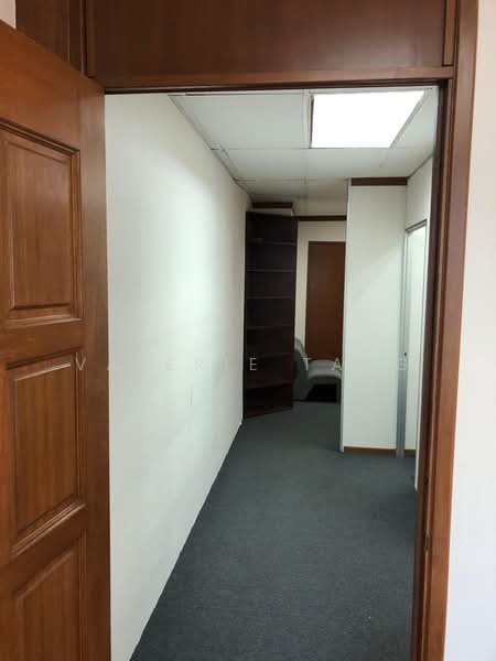 Office for Sale in KL City Centre (Kuala Lumpur) - Valerie Tang - Corridor - PropertyGuru.com.my