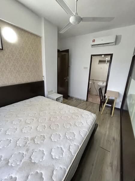 Condominium for Rent at Putra Place Condominium - Weng Sern - Bedroom - PropertyGuru.com.my