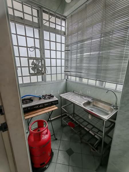 Condominium for Sale at Awana Puri - Fazillah Rahim - Kitchen - PropertyGuru.com.my