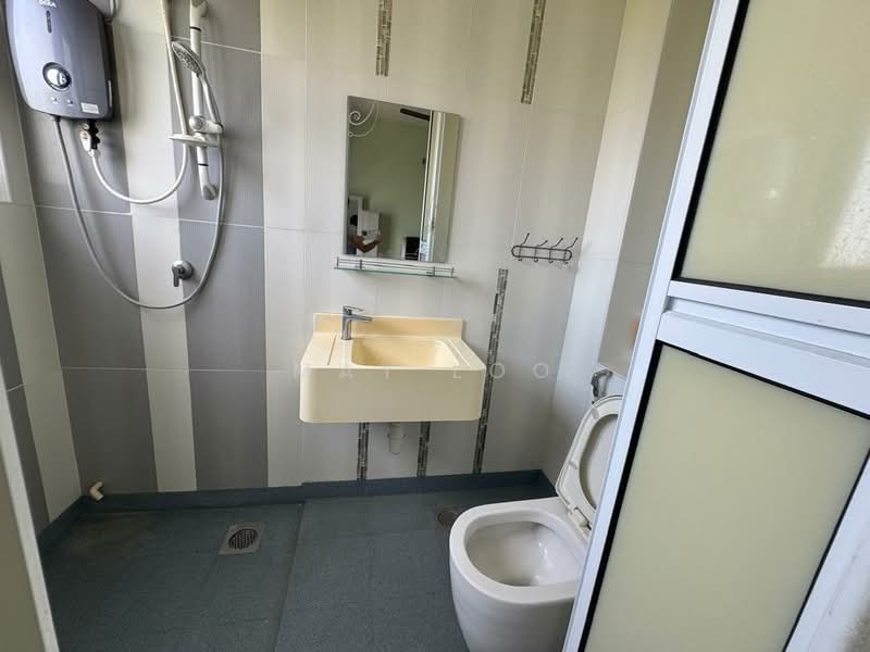 Condominium for Rent at Treetops Residence - May Loo - Bathroom - PropertyGuru.com.my