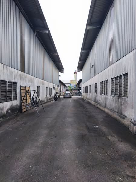 Gudang untuk Disewa di Bandar Country Homes (Rawang) - Jeffrey Siah - PropertyGuru.com.my