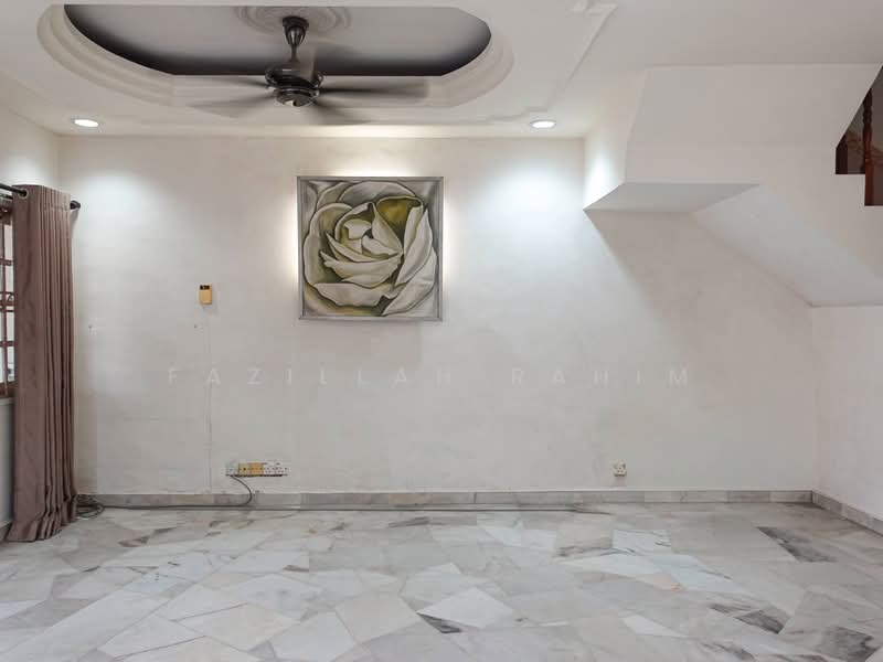 Rumah Teres 2 Tingkat untuk Dijual di Taman Klang Utama (Kapar) - Fazillah Rahim - Living Room - PropertyGuru.com.my