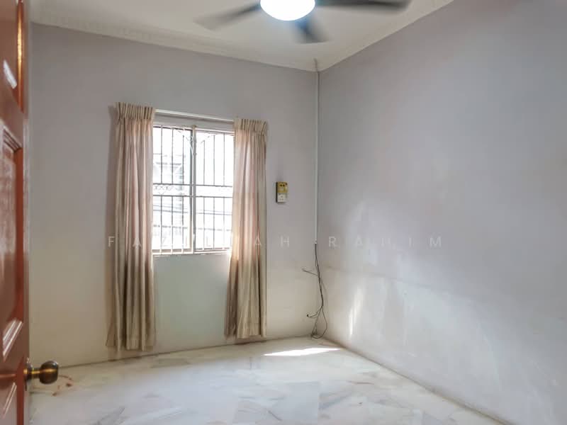 Rumah Teres 2 Tingkat untuk Dijual di Taman Klang Utama (Kapar) - Fazillah Rahim - Interior - PropertyGuru.com.my
