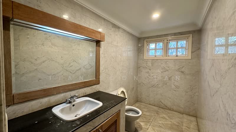 Bungalow for Sale in Taman Bukit Pantai (Bangsar) - Tian Soon Tan - Bathroom - PropertyGuru.com.my