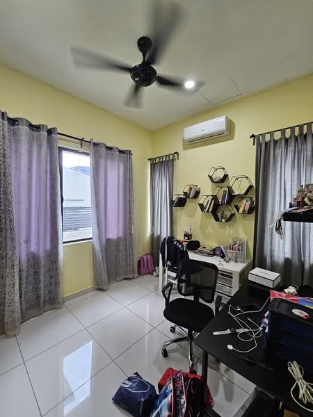 Semi-Detached House for Sale in Bandar Mahkota Cheras (Cheras) - David Wan - Study - PropertyGuru.com.my