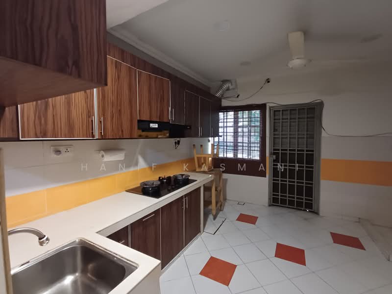 Rumah Teres 2 Tingkat untuk Disewa di Kota Damansara (Selangor) - Hanif Kasmani - PropertyGuru.com.my