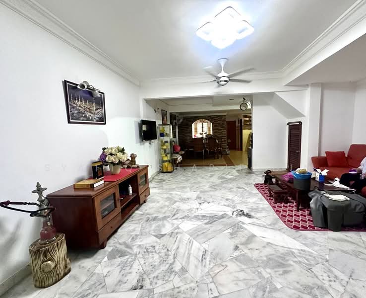 Rumah Teres untuk Dijual di Taman Samudra Teres (Batu Caves) - Syafiq Sharifudin - Living Room - PropertyGuru.com.my