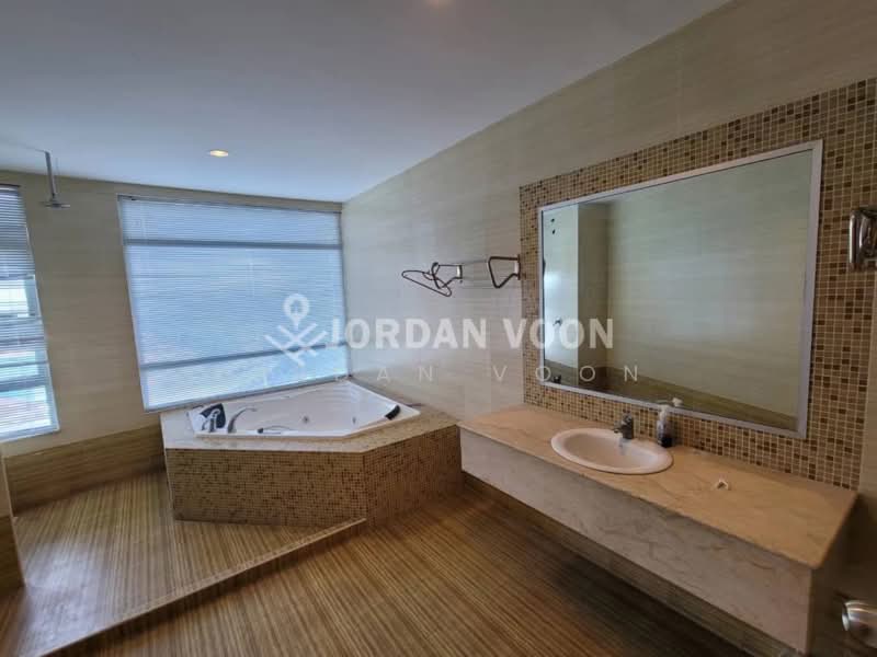 Condominium for Rent at The View Condominium - Jordan Voon - Bathroom - PropertyGuru.com.my