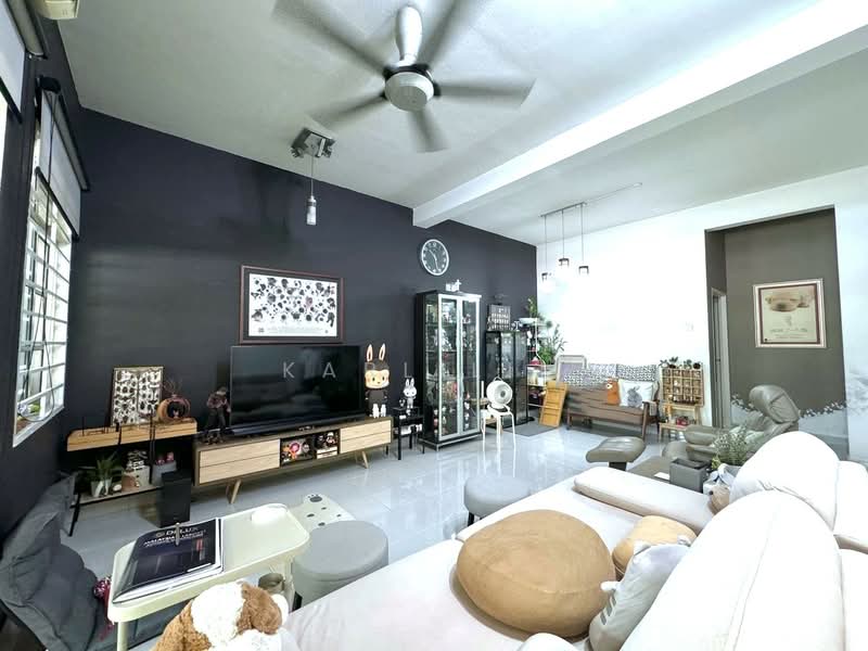2-storey Terraced House for Sale in Taman Pulai Indah (Johor Bahru) - Karl Lim - Living Room - PropertyGuru.com.my
